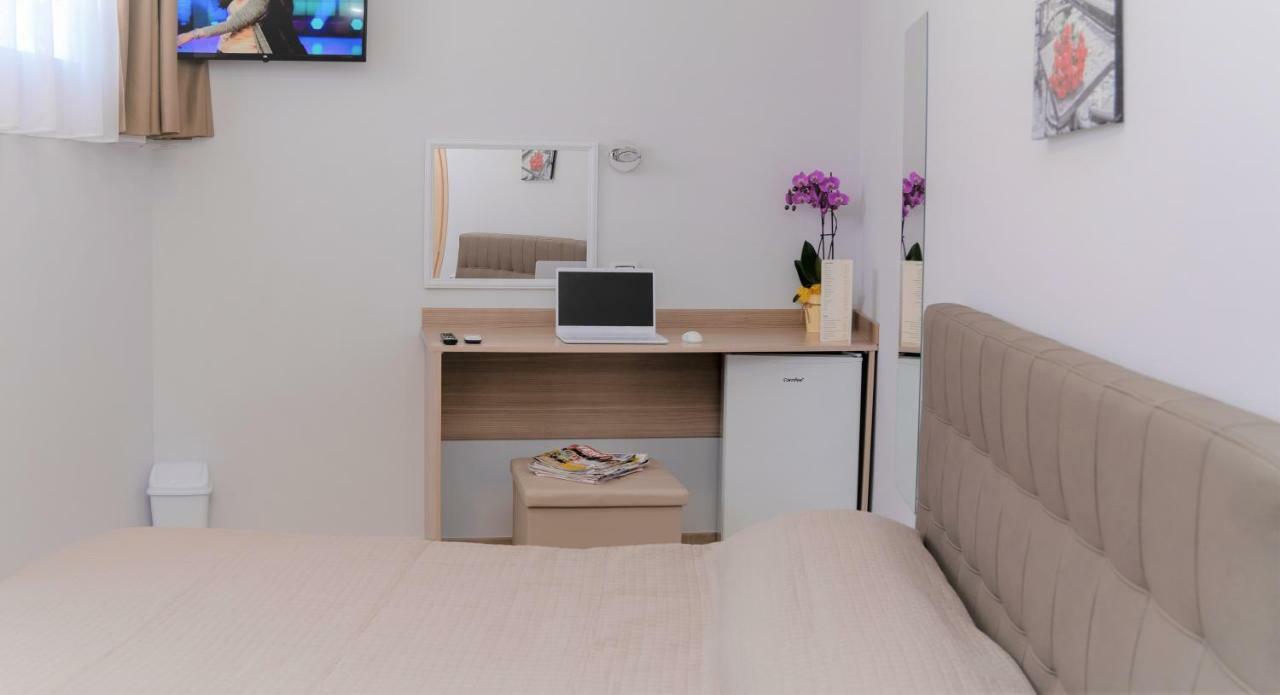 Atico Hotel Desenzano del Garda Zewnętrze zdjęcie