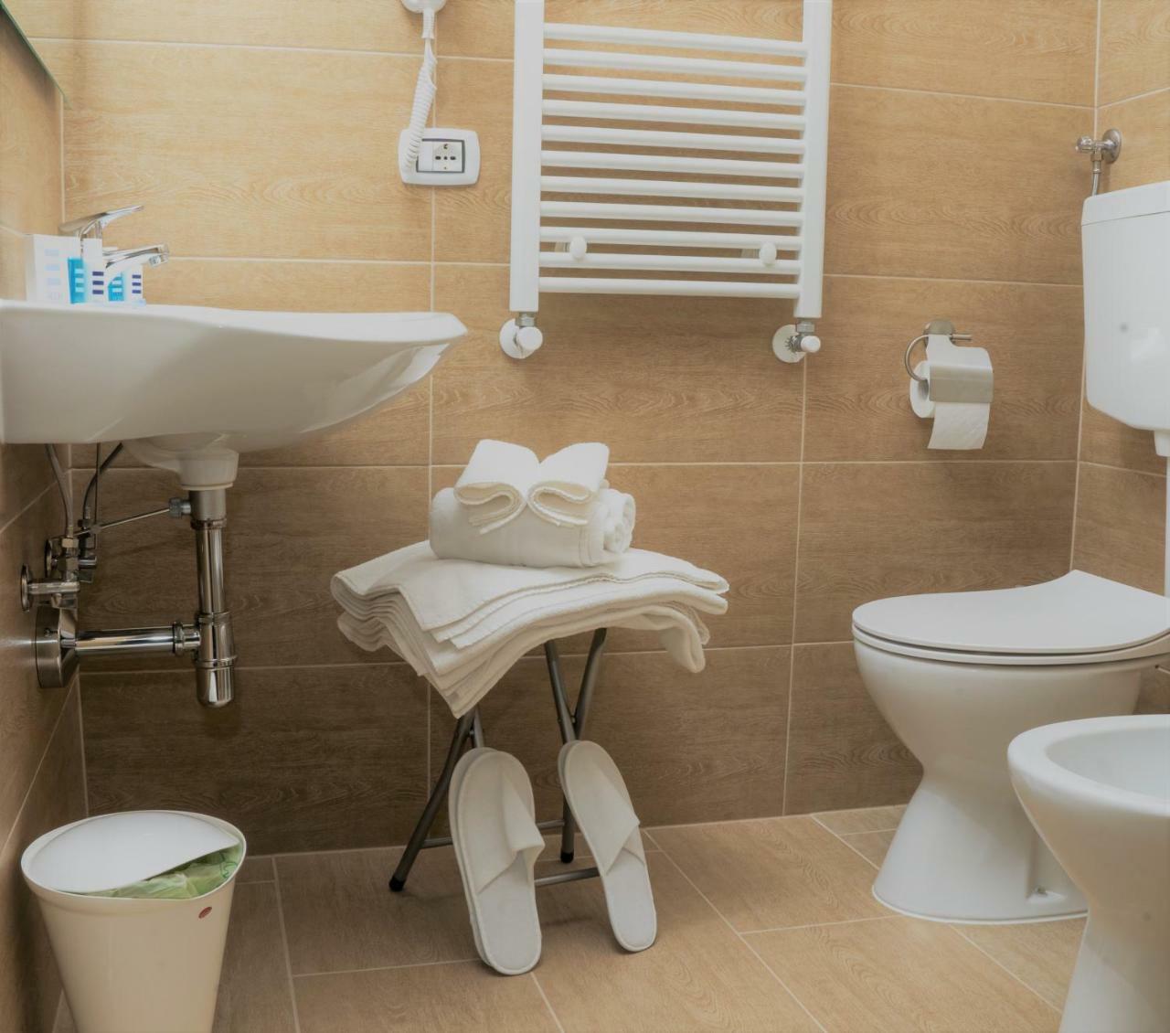 Atico Hotel Desenzano del Garda Zewnętrze zdjęcie