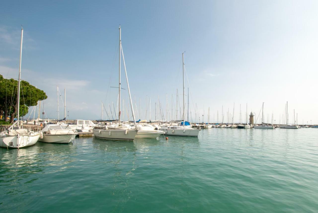 Atico Hotel Desenzano del Garda Zewnętrze zdjęcie