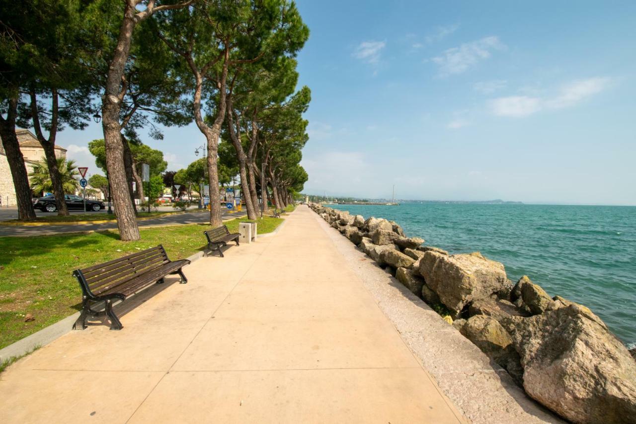 Atico Hotel Desenzano del Garda Zewnętrze zdjęcie